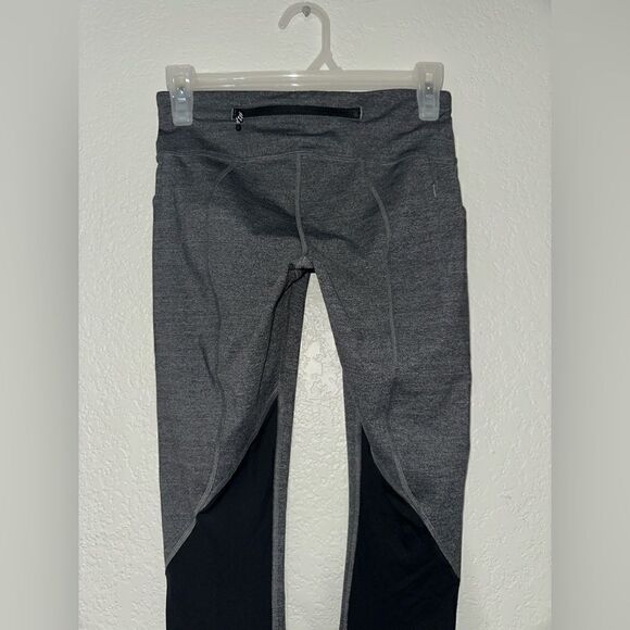 lululemon pace rival high rise‎ crop 22” size 4 Heathered Black loungewear - Picture 8 of 8